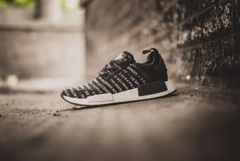 Marca adidas NMD con las tres rayas Blackout Whiteout