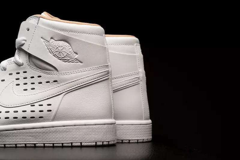 Air Jordan 1 Beyaz Tasarımlı Mükemmel