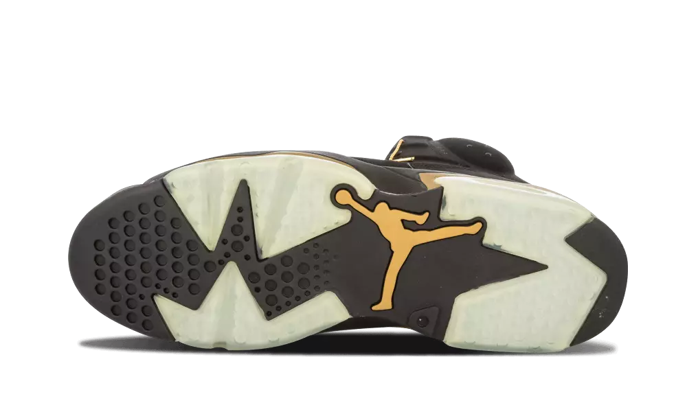 Paketa e momenteve përcaktuese të Air Jordan 6 DMP