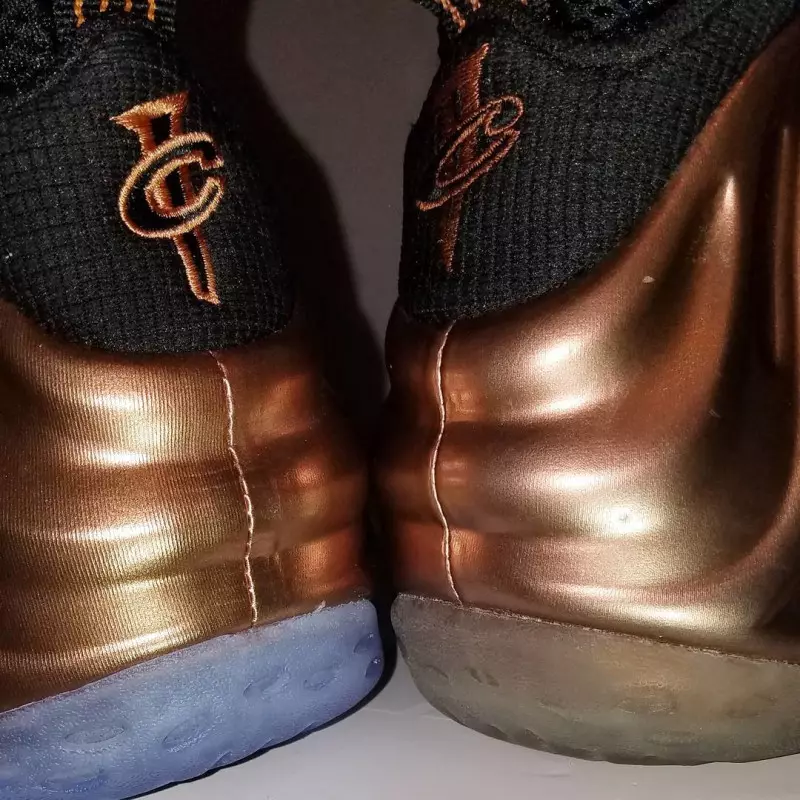 Copper Nike Foamposite 2017 2010 Srovnání