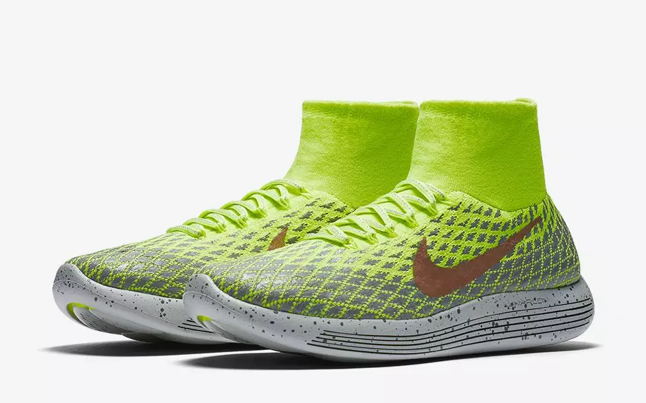 Escudo Nike LunarEpic Flyknit