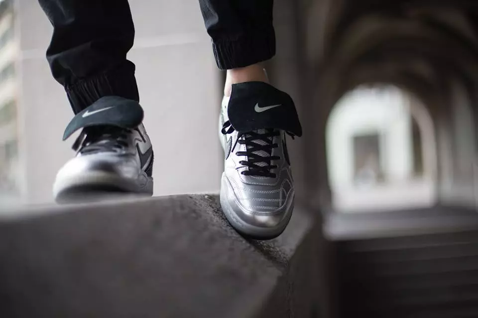 Nike NSW Tiempo 94 Metallic Silver