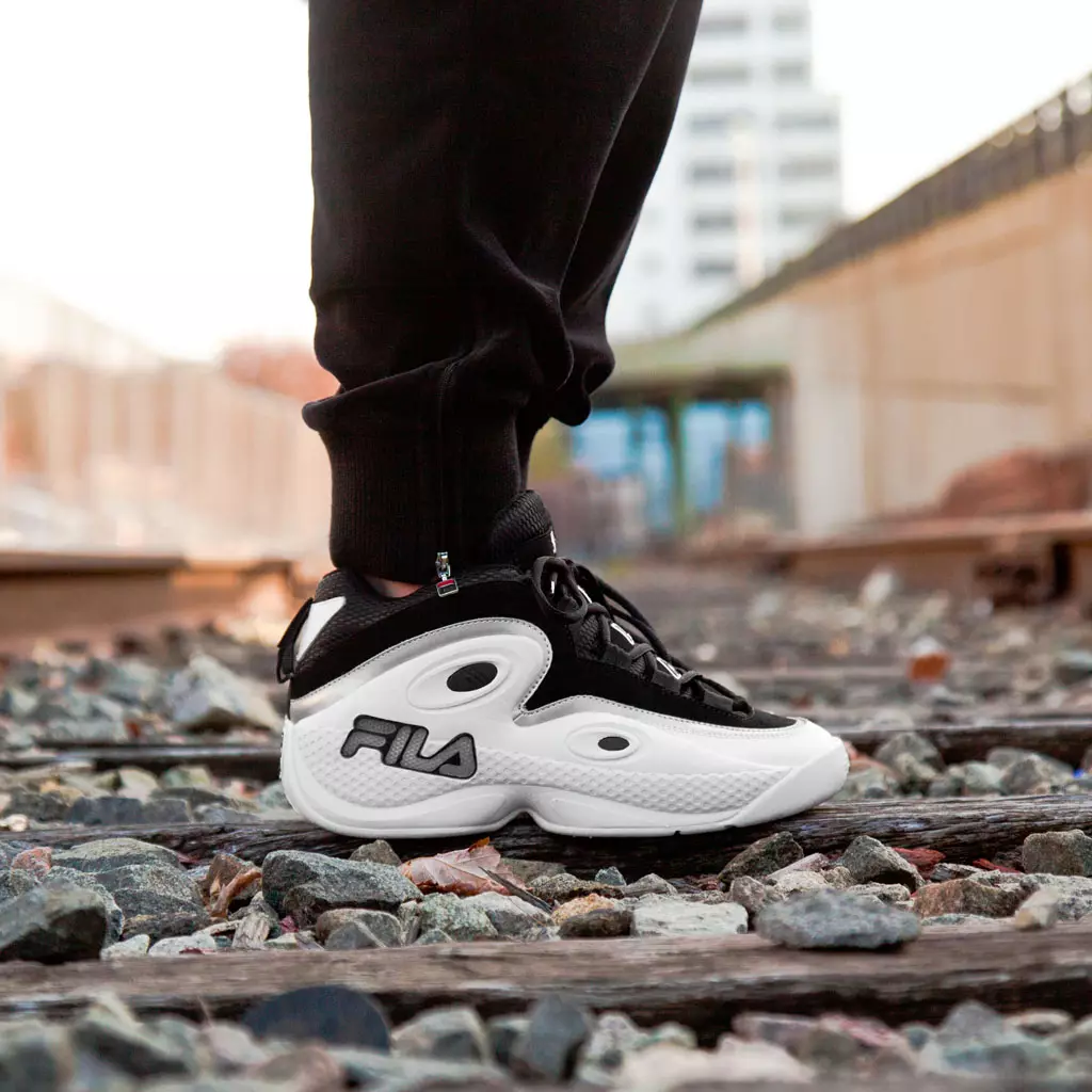 fila-97-black-out-data-di-rilascio-2