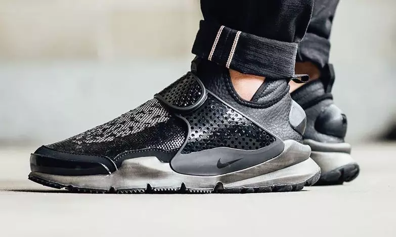 Stone Island x NikeLab Sock Dart Lár Dáta Eisiúna