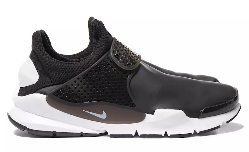 Nike Sock Dart SE vedenpitävä musta valkoinen