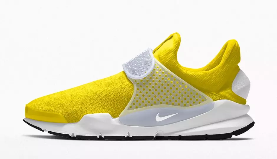 Nike Sock Dart iD 2016. gada septembris