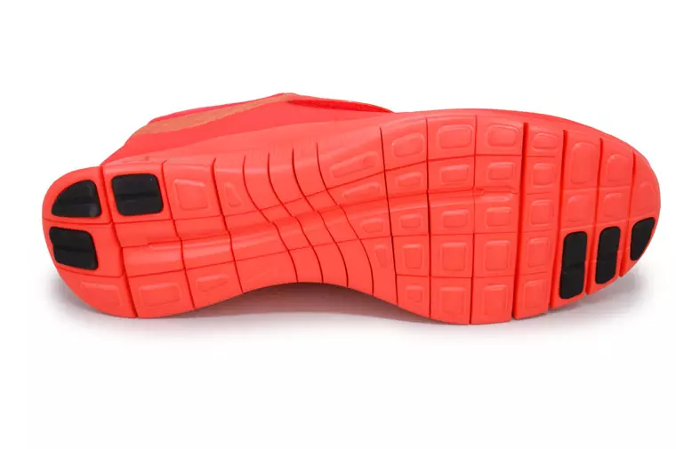 Nike Bezmaksas Socfly SD Bright Crimson