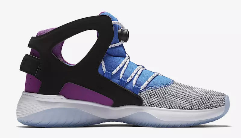 Nike Air Flight Huarache Ultra Blue Berry вече е наличен