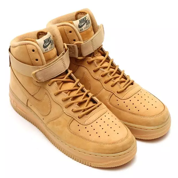 Nike Air Force 1 High Wheat pakuotė