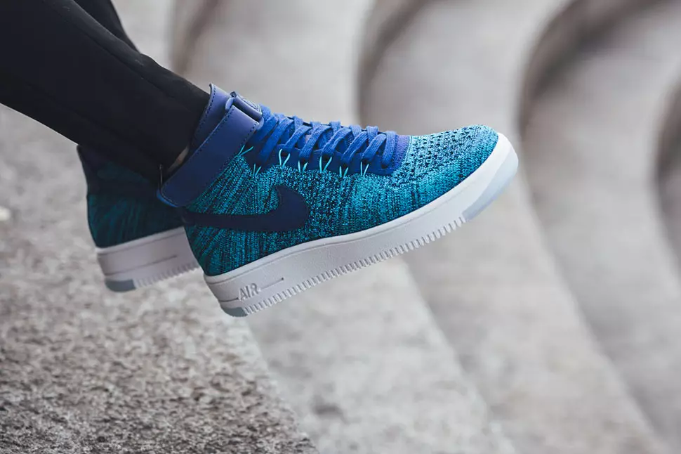 نایک WMNS Air Force 1 Ultra Flyknit