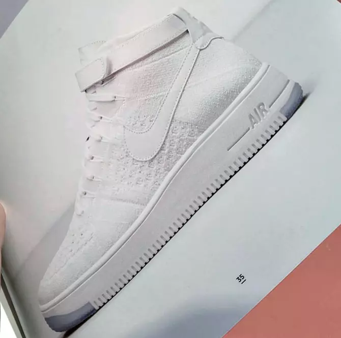 Nike Flyknit Air Force 1 — это следующий силуэт от Nike Sportswear, получивший технологию Flyknit в классической модели, дата выпуска которой назначена.