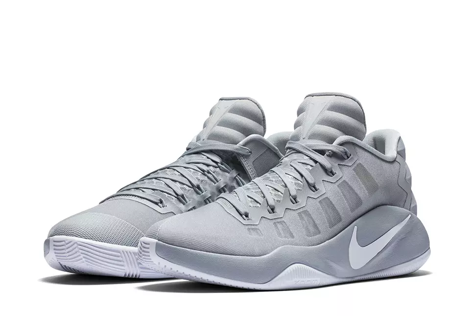 Низок датум на издавање Nike Hyperdunk 2016 година