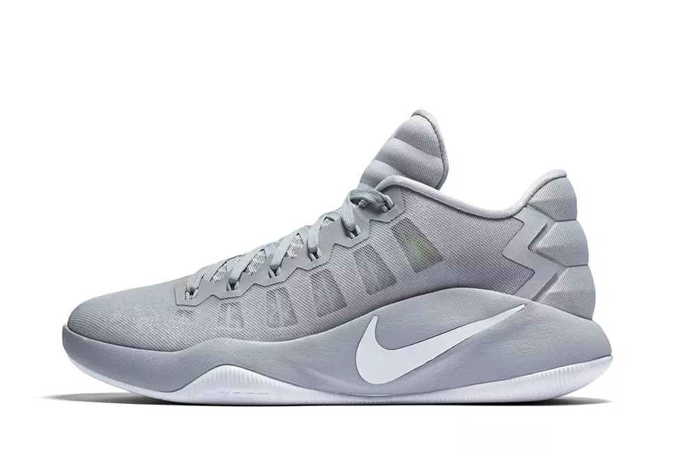 Nike Hyperdunk 2016 nízké datum vydání