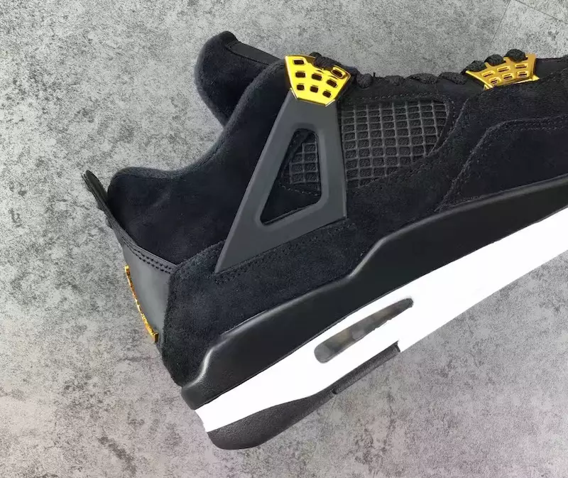 Air Jordan 4 Retro Royalty Hitam Metalik Emas Putih