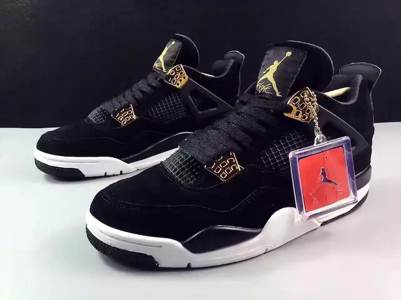 Air Jordan 4 Royalty Ouro Preto