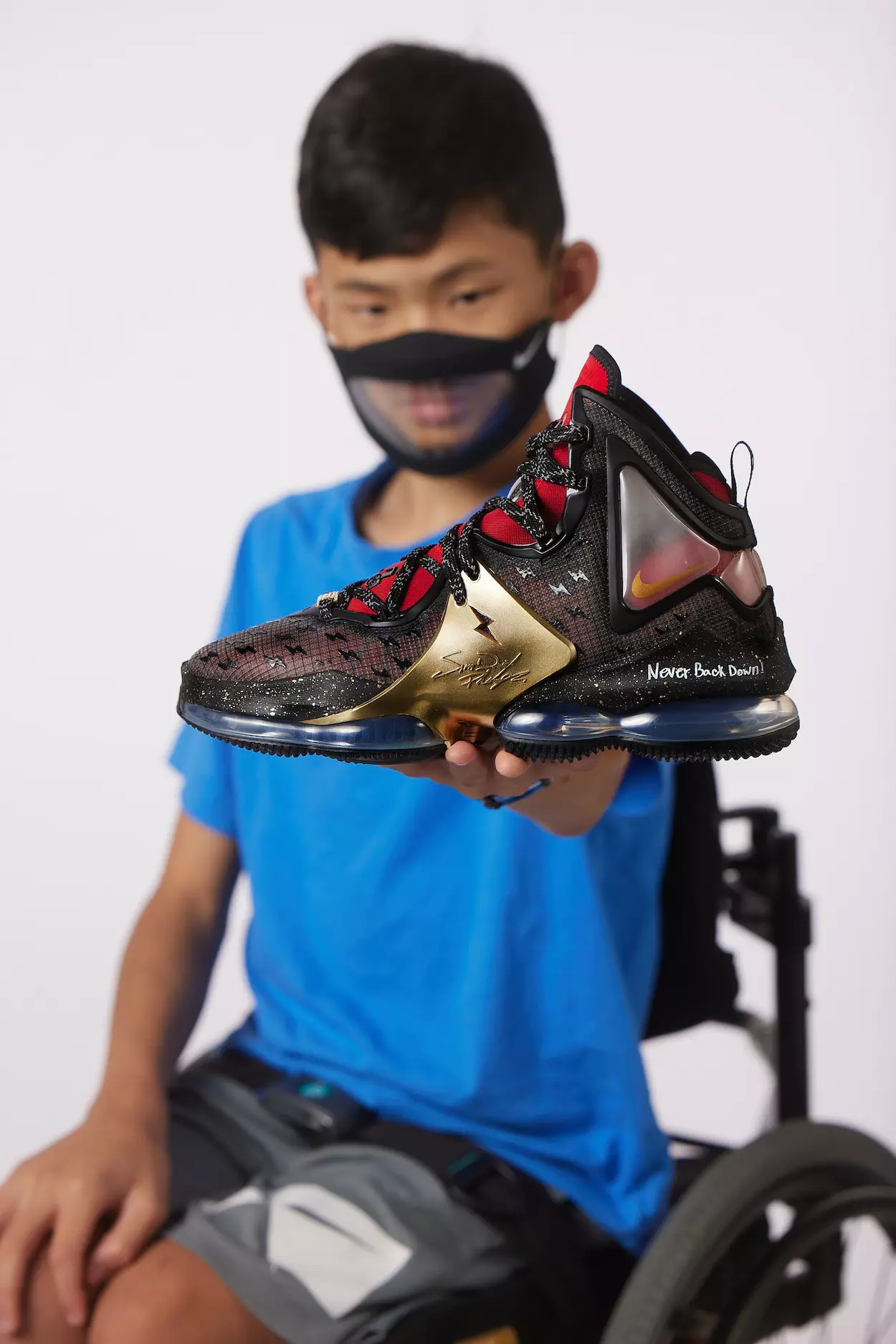 Sam David Phelps Nike LeBron 19 Doernbecher 2022 Tarikh Tayangan