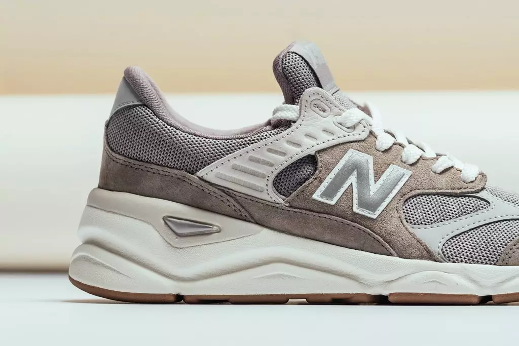 Paquete reconstruido New Balance X90