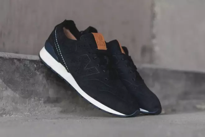 New Balance 696 dekonstrueeritud kollektsioon