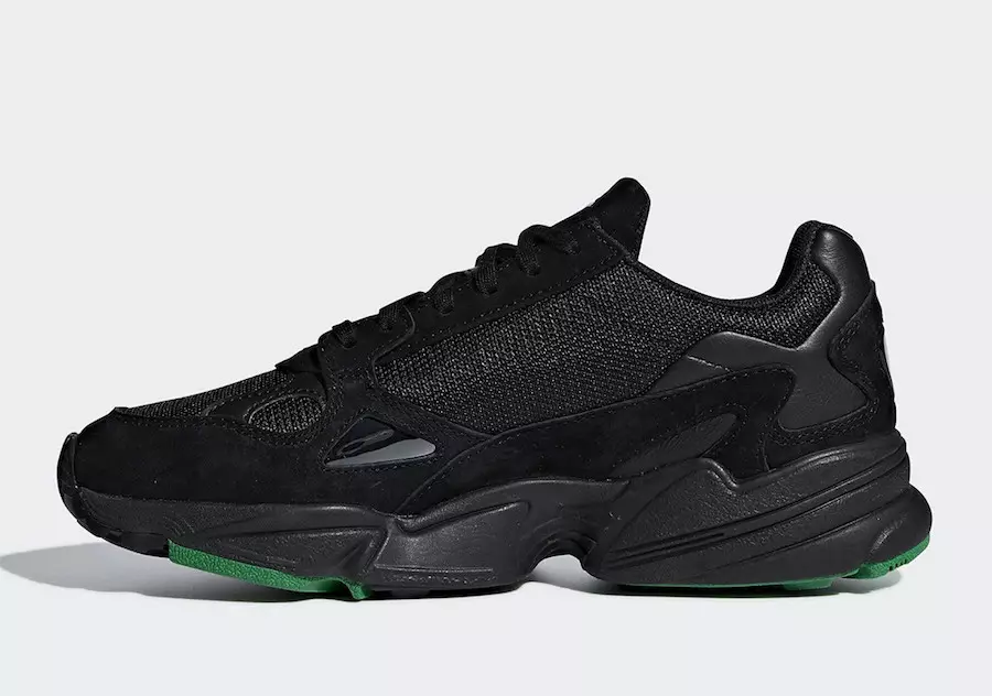 تاريخ إصدار adidas Falcon Core Black Green F97483