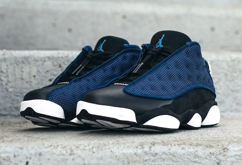 Coraggioso blu Jordan 13 basso