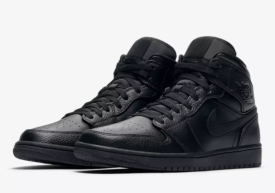 Air Jordan 1 Mid Triple Black 554724-091 Дата на пускане