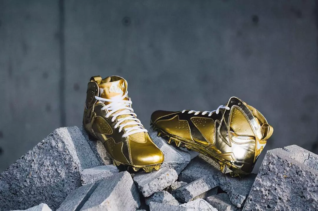 Clape Charles Woodson Gold Air Jordan 7