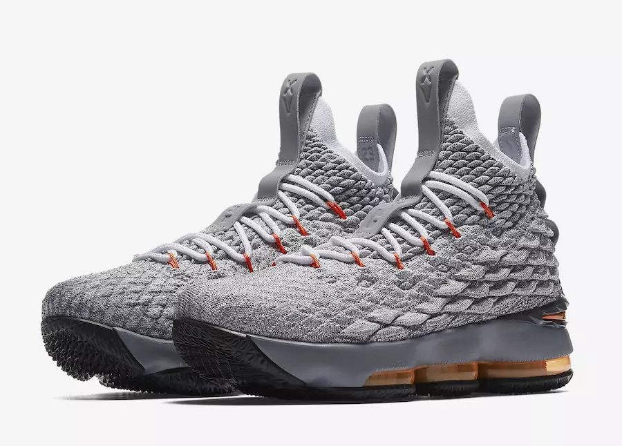 Kids Nike LeBron 15-ը թողարկվում է Wolf Grey-ով և Safety Orange-ով