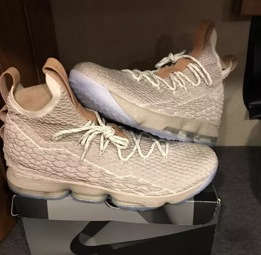 Nike LeBron 15 Ghost 897648-200 Buraxılış Tarixi