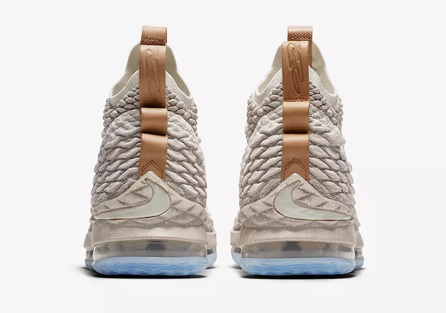 Nike LeBron 15 Ghost Teaghrán Tan 897648-200