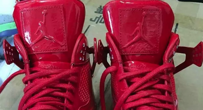 Air Jordan 11LAB4 Rot