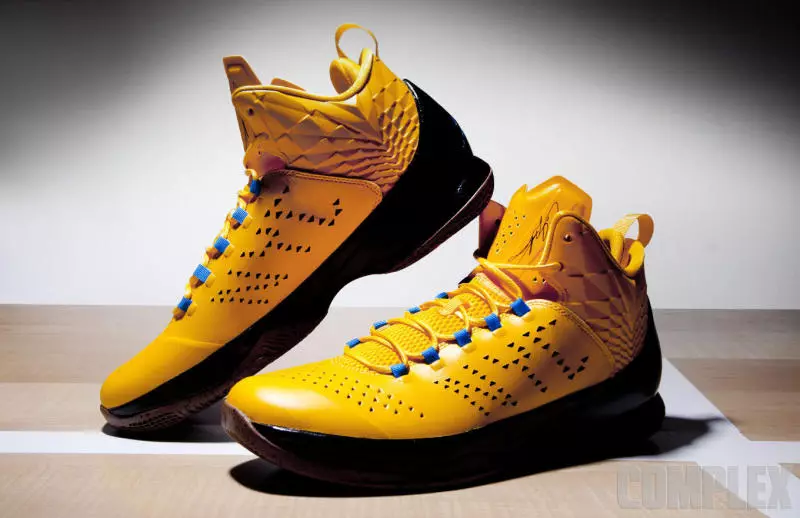 Дзяржаўная школа Jordan Melo M11 PSNY