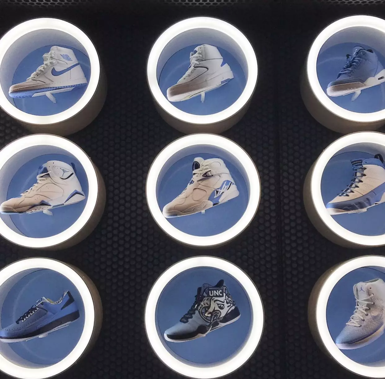 Air Jordan UNC retrokollektsioon