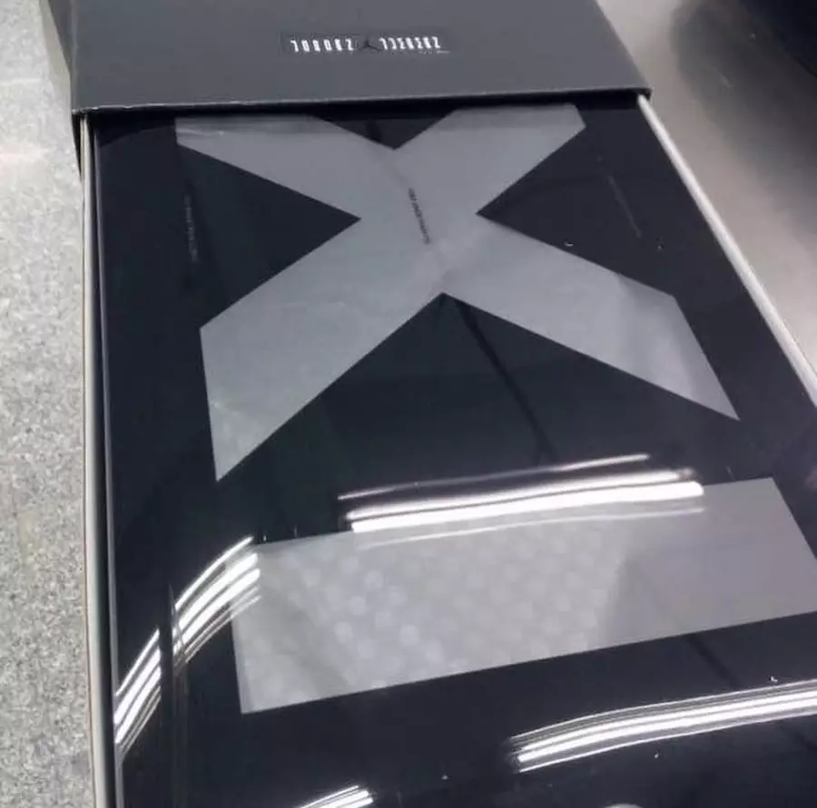 Air Jordan 11 Prom Night Packaging