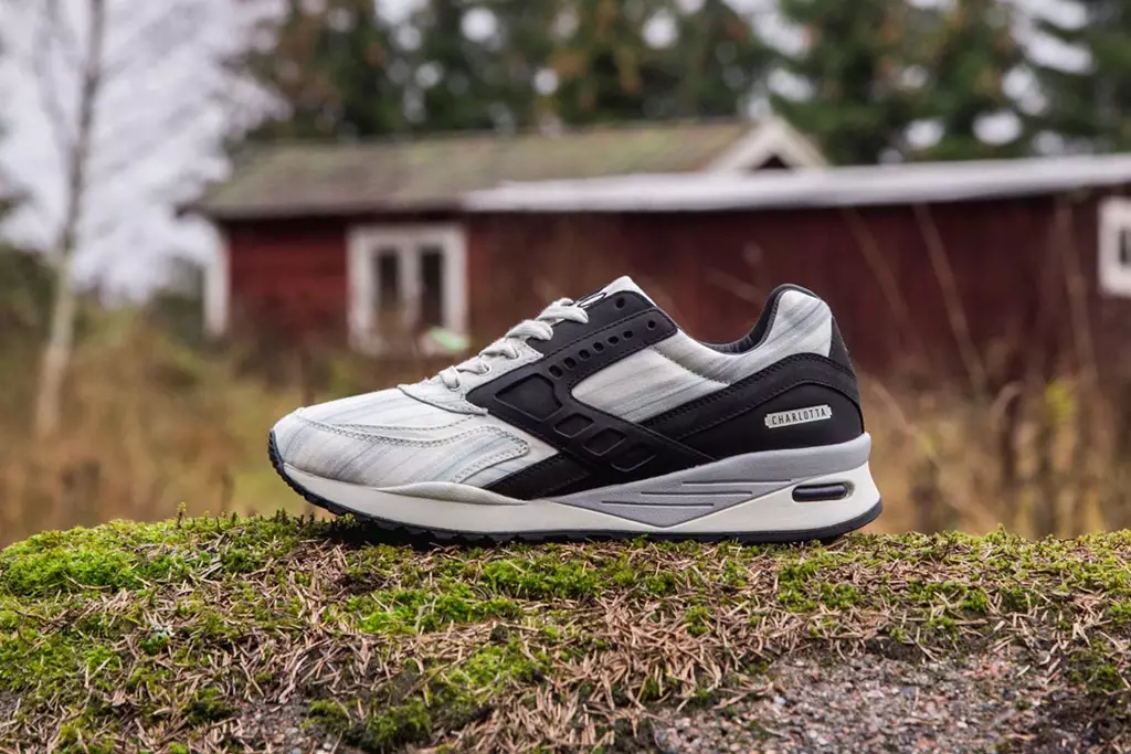 Sneakersnstuff x Brooks Regent Amerikanischer Traum