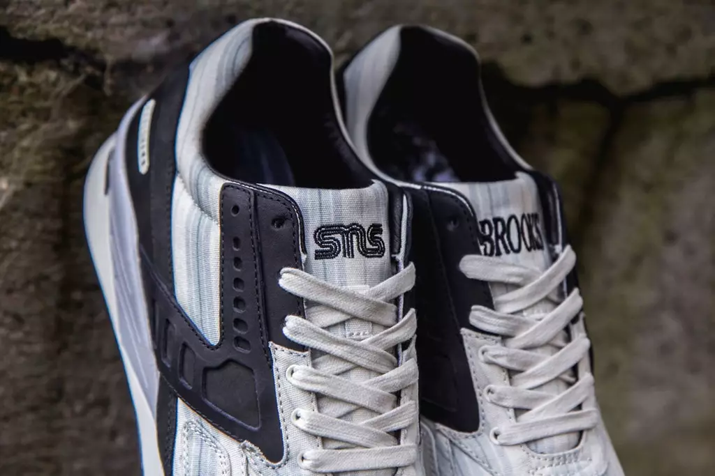 Sneakersnstuff Brooks Regent Amerikanischer Traum