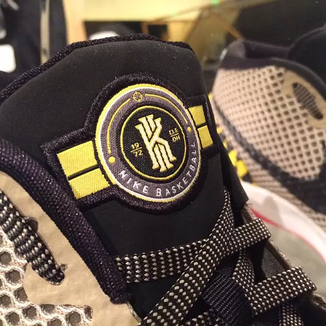 Nike Kyrie 1 Warhawk Jet Academy EYBL