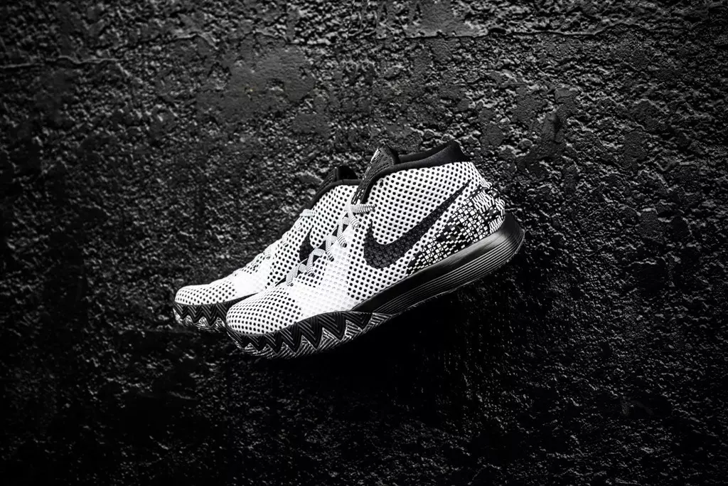 Nike Kyrie 1 „BHM”