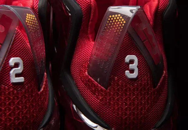 Nike LeBron 12 XII Elite Takımı Ateşliyor