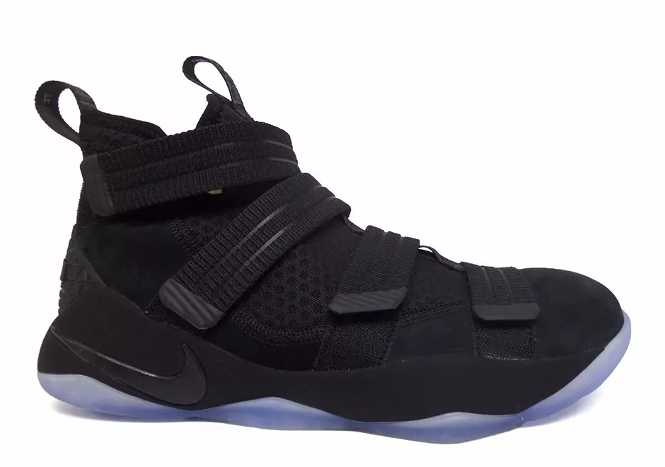 Nike LeBron Soldier 11 SFG Black Ice Streve for Greatness Датум на објавување