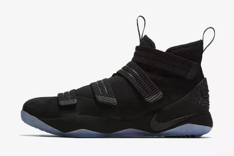 Nike LeBron Soldier 11 Lucha por la grandeza 897646-001