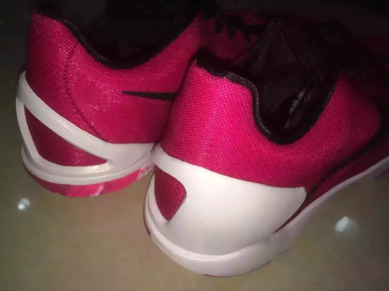 Myslite na Pink Nike HyperChase