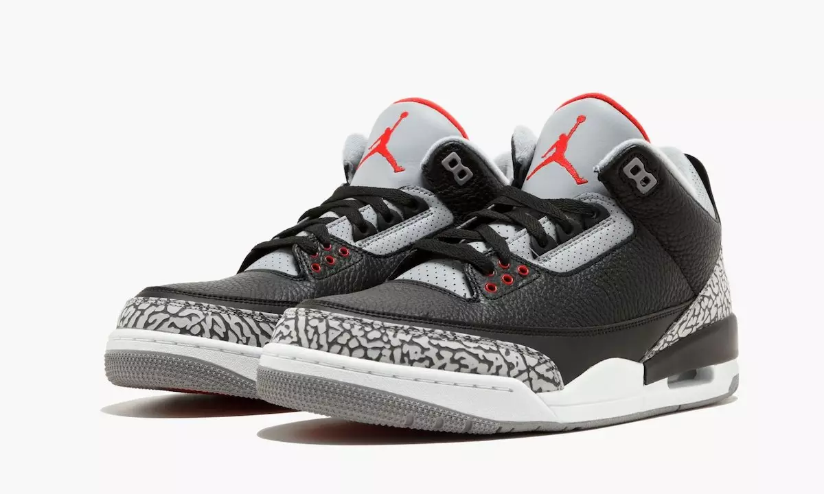 Air Jordan 3 შავი ცემენტი 2018 წელი