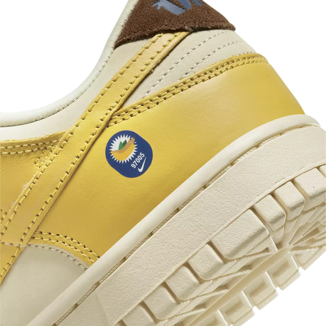 Nike Dunk Low Banana DR5487-100 Data lansării Preț