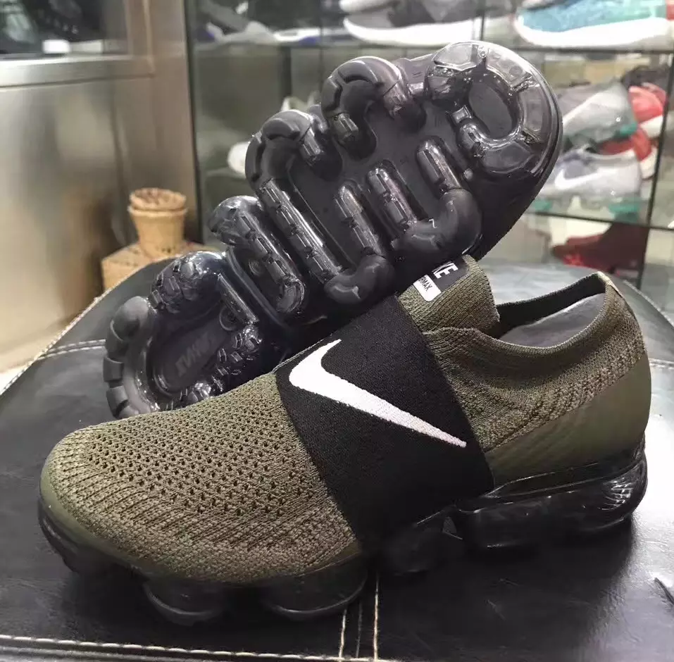 Laceless Nike Air VaporMax Olive Black Strap