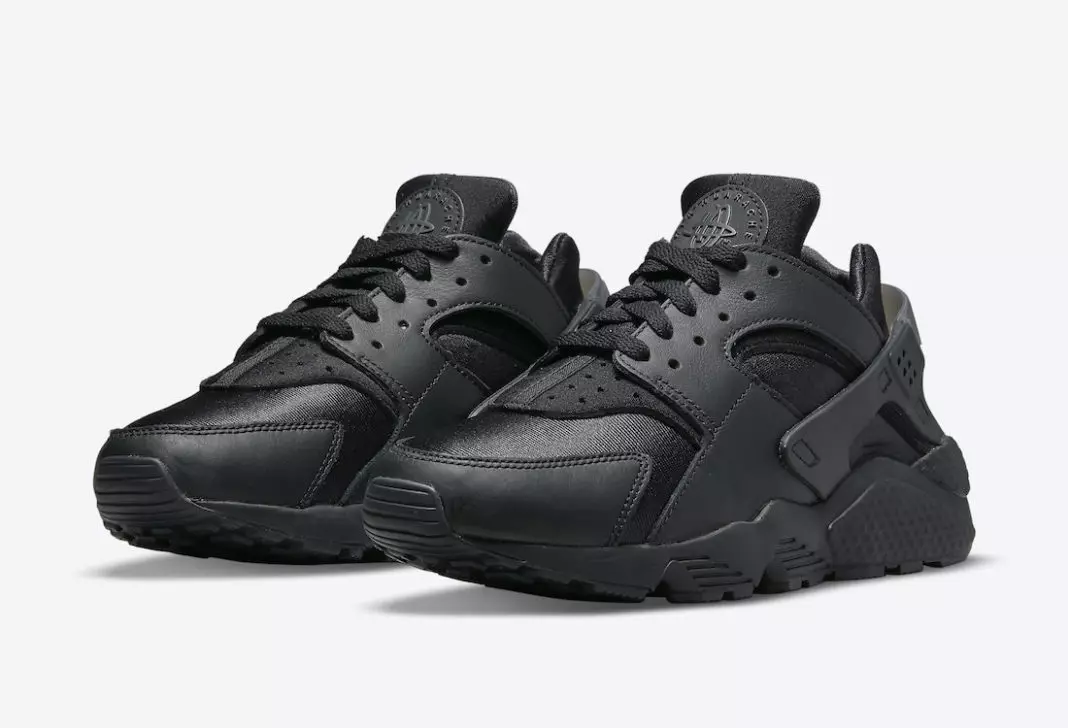 Nike Air Huarache Triple Black DH4439-001 Utgivningsdatum