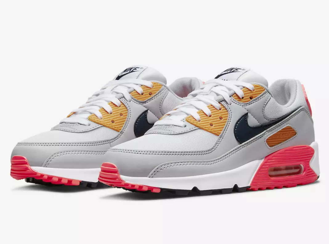 Nike Air Max 90 DH5072-001 Дата випуску