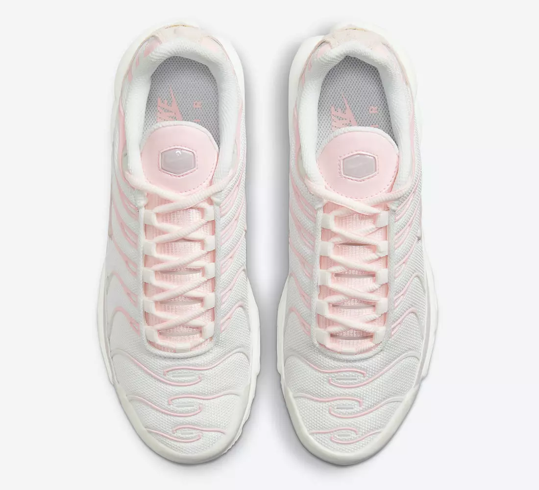 تاریخ انتشار Nike Air Max Plus White Pink DM3037-100