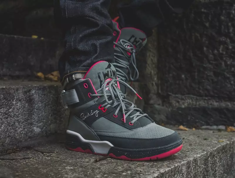 Date de sortie de Staple x Ewing 33 Hi Pigeon