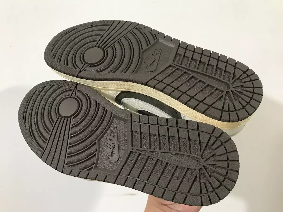 Travis Scott Air Jordan 1 Low Reverse Mocha 2022 תאריך יציאה