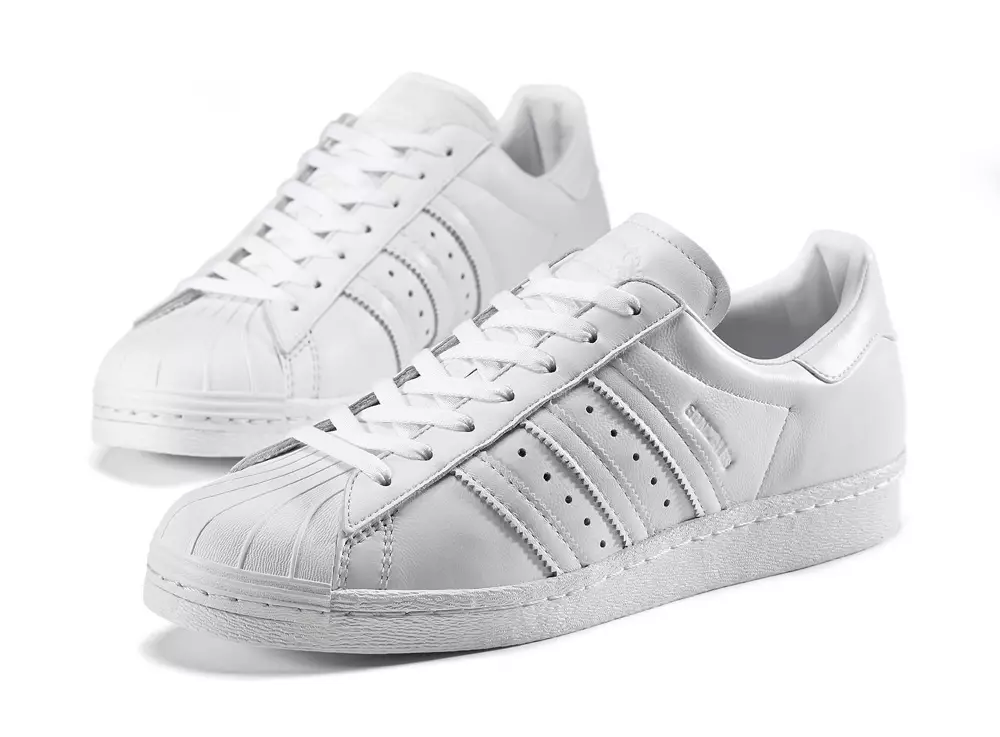 Adidas Originals Superstar 80s Mark Gonzales поступит в продажу 9 февраля 2015 года в некоторых магазинах adidas Originals. Adidas Originals Superstar 80-х Марк Гонсалес